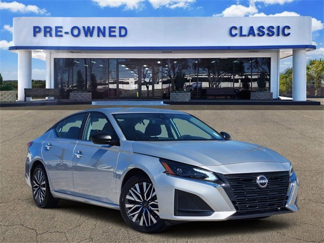 2024 Nissan Altima SV