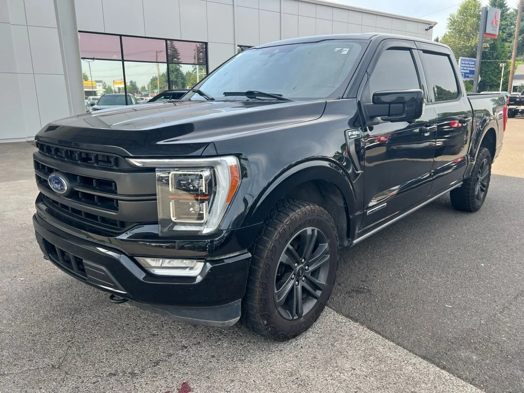 Used 2021 Black Ford Lariat image 2