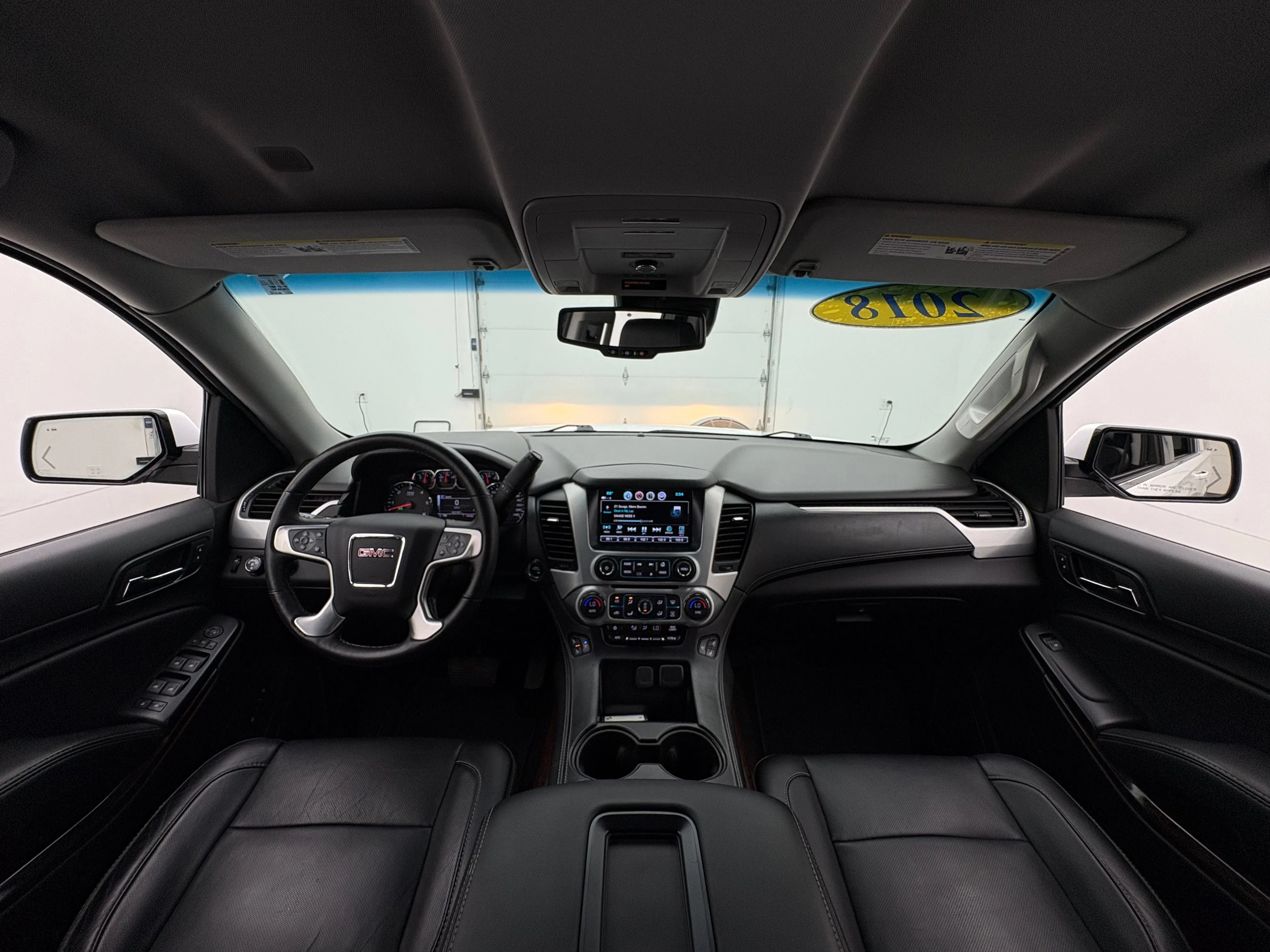 Used 2018 SUMMIT WHITE GMC SLT image 3