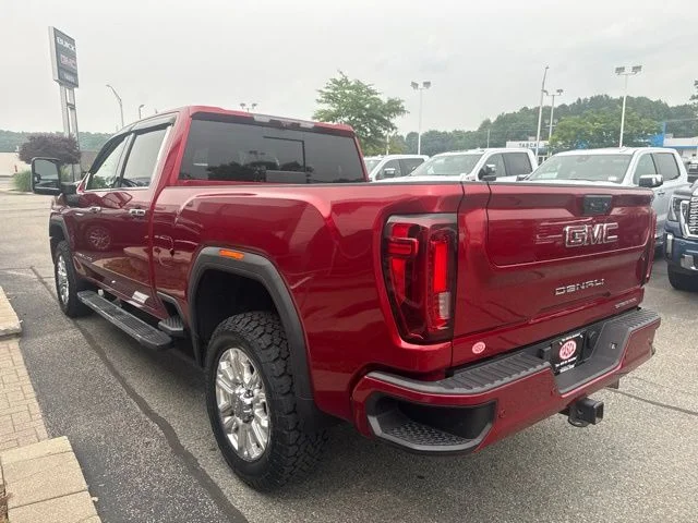 Used 2023 Red GMC Denali image 7
