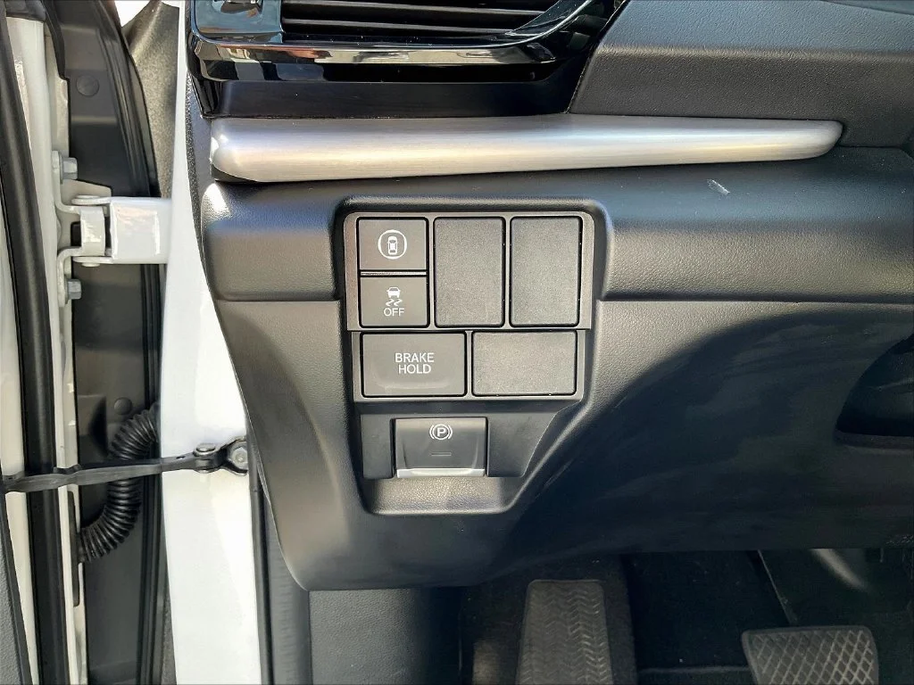 Used 2023 Platinum White Pearl Acura Base image 16