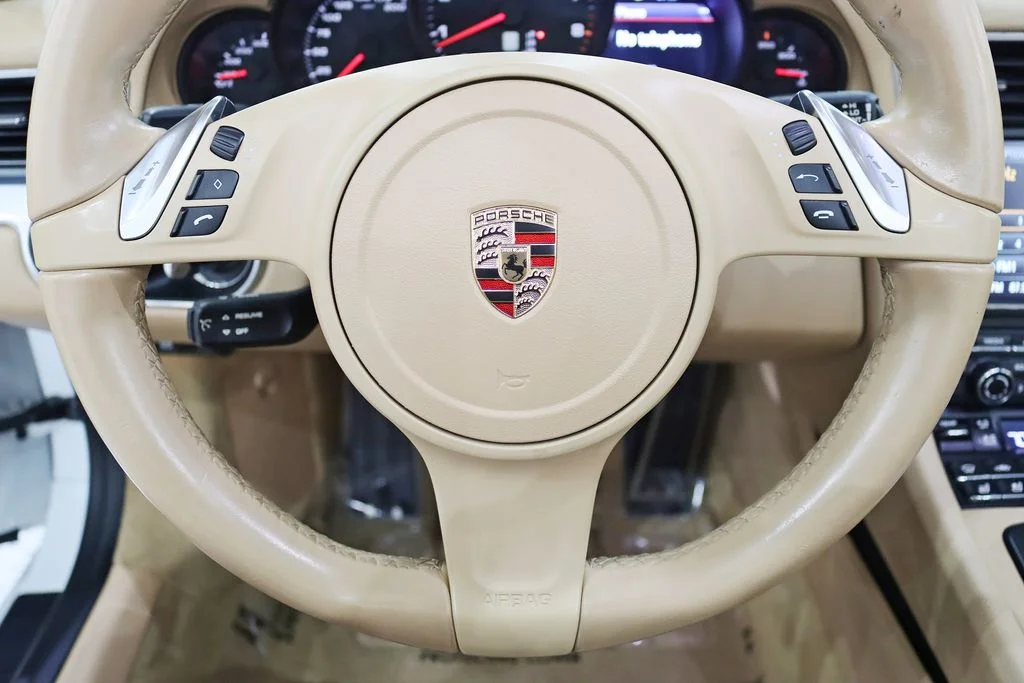 Used 2014 White Porsche Carrera image 17