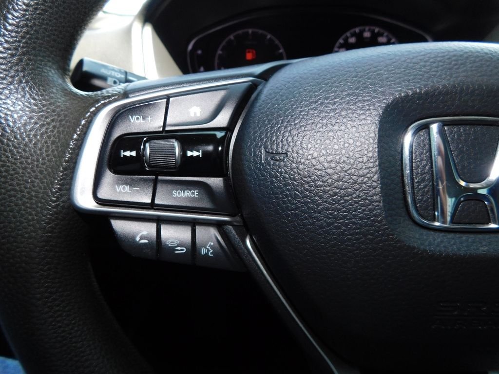 Used 2020 Black Honda LX image 22