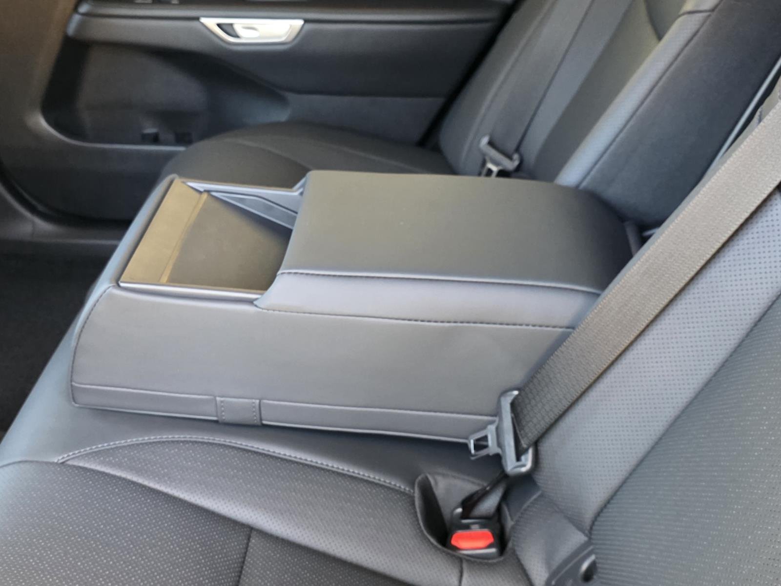 New 2026 Iridium Lexus ES 350h PREMIUM+ image 10