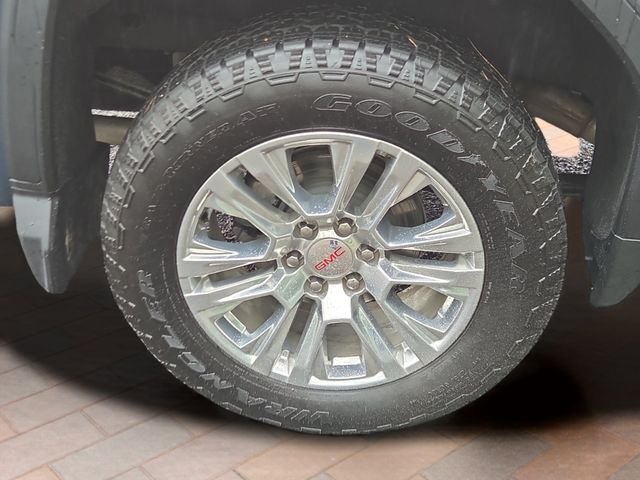 Used 2025 Downpour Metallic GMC Denali image 30