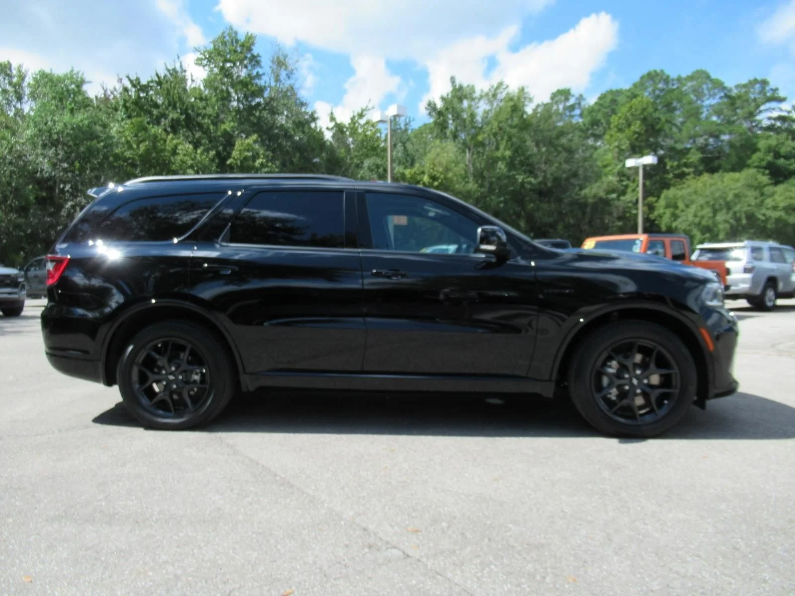 New 2027 Pitch-Black Exterior Paint Dodge GT image 2