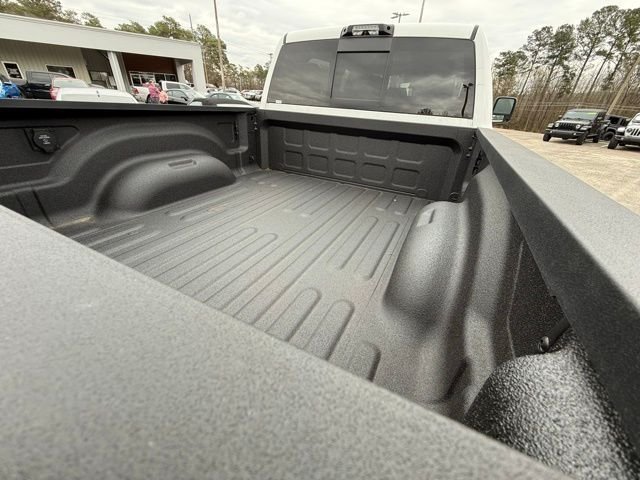New 2026 Bright White Clear-Coat Exterior Paint RAM LARAMIE image 9