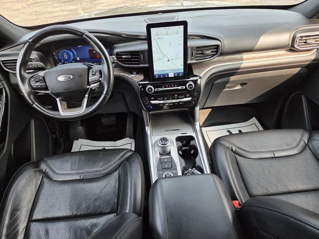 Used 2021 Gray Metallic Ford Platinum image 14