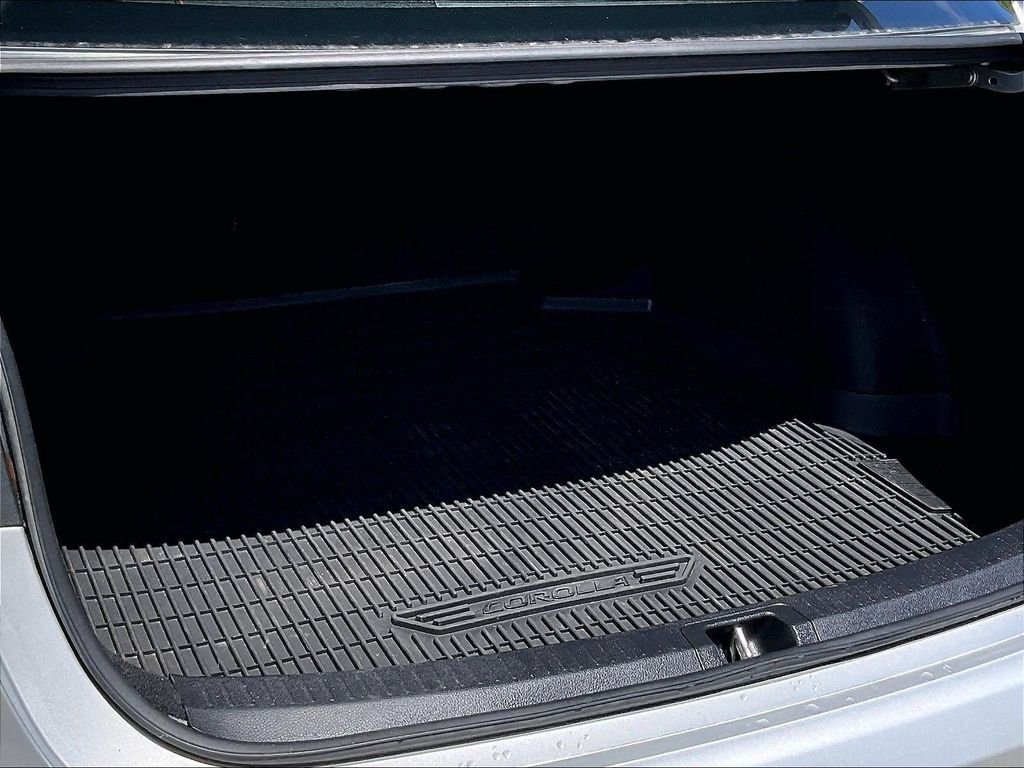 Used 2025 Classic Silver Metallic Toyota LE image 33