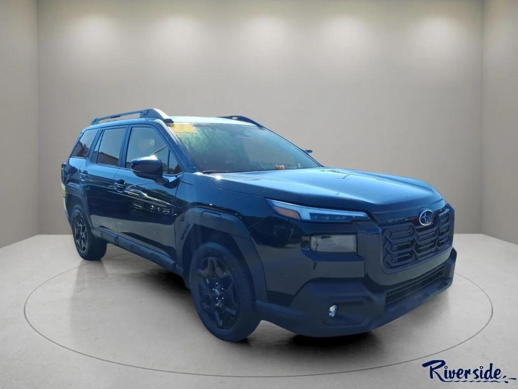 New 2026 CRYSTAL BLACK SILICA Subaru Limited image 1