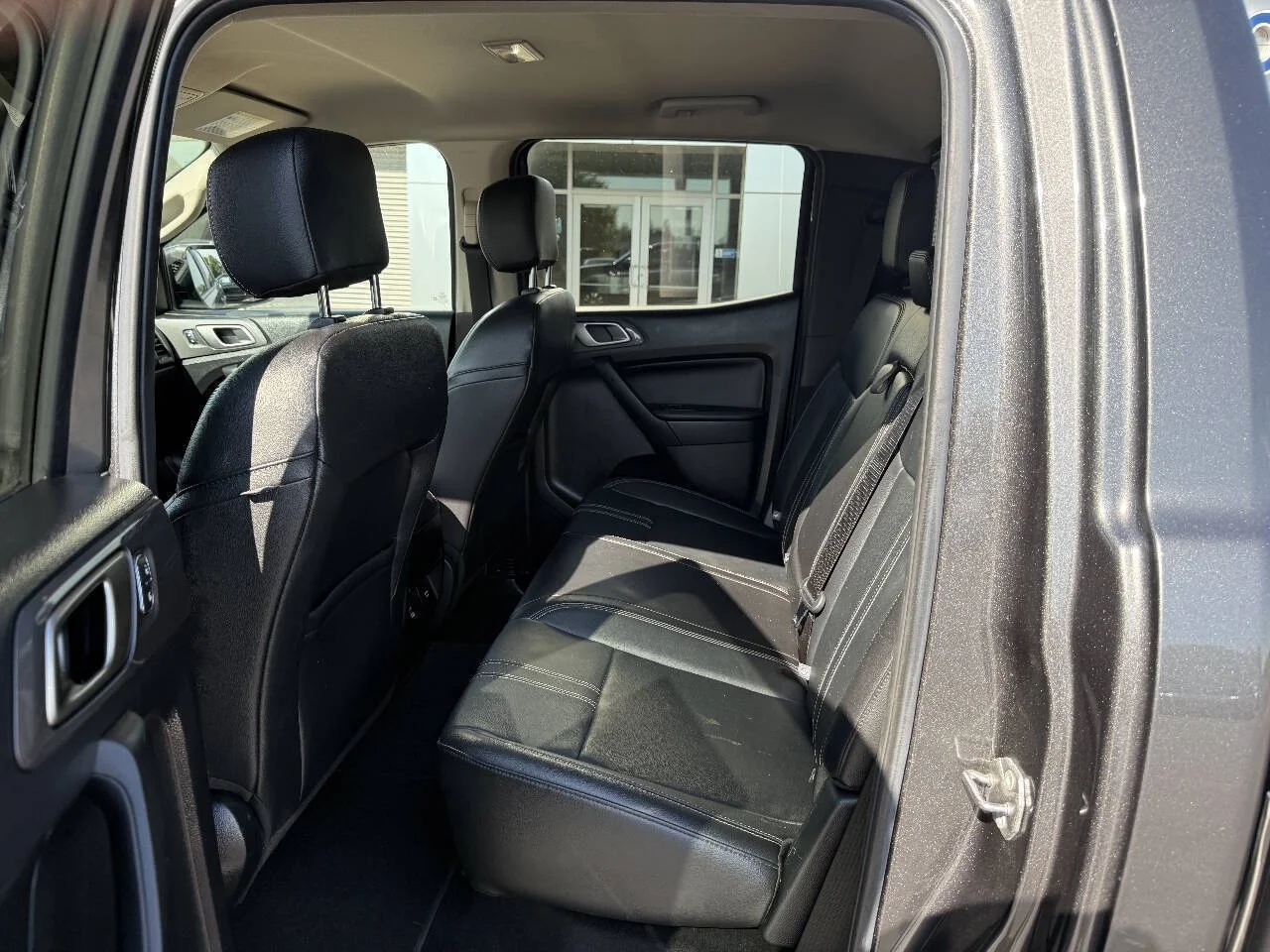 Used 2020 Magnetic Ford Lariat 4x4 4dr SuperCrew 5.1 ft. SB image 11