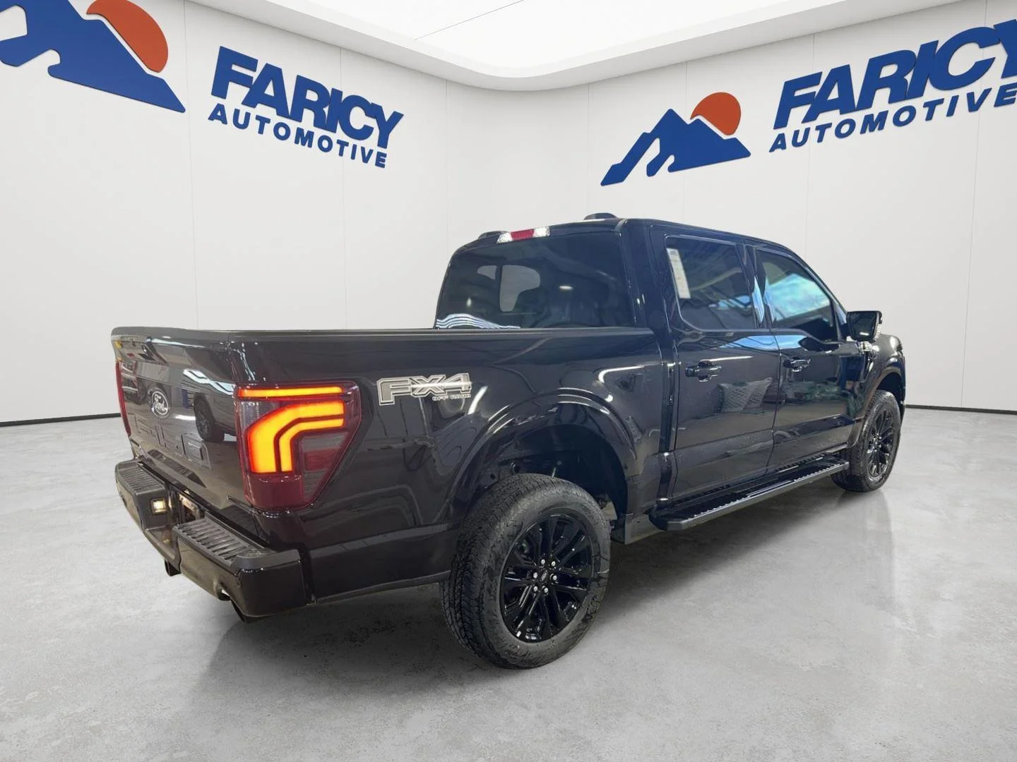 Used 2026 Agate Black Ford LARIAT image 4