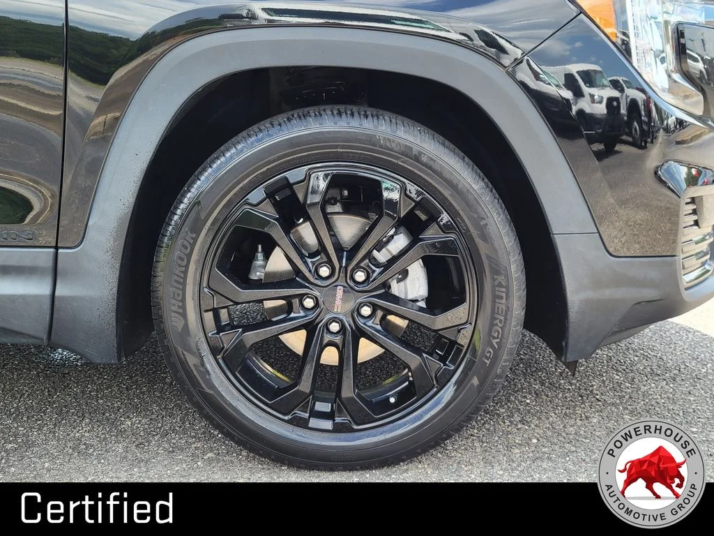 Used 2022 Black GMC SLE image 11