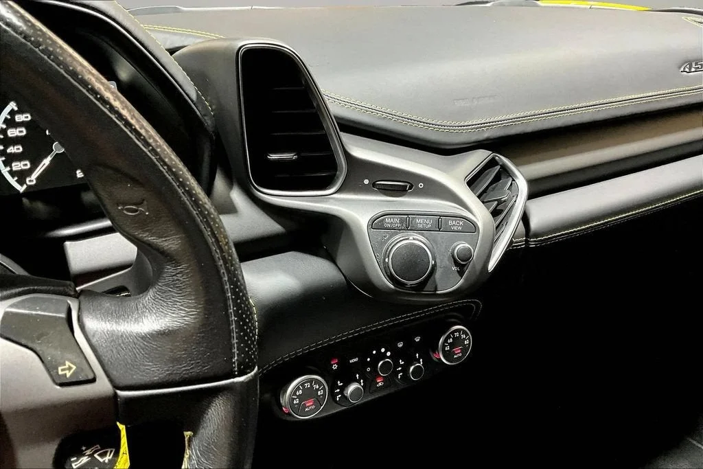 Used 2013 Giallo Modena Ferrari  image 10