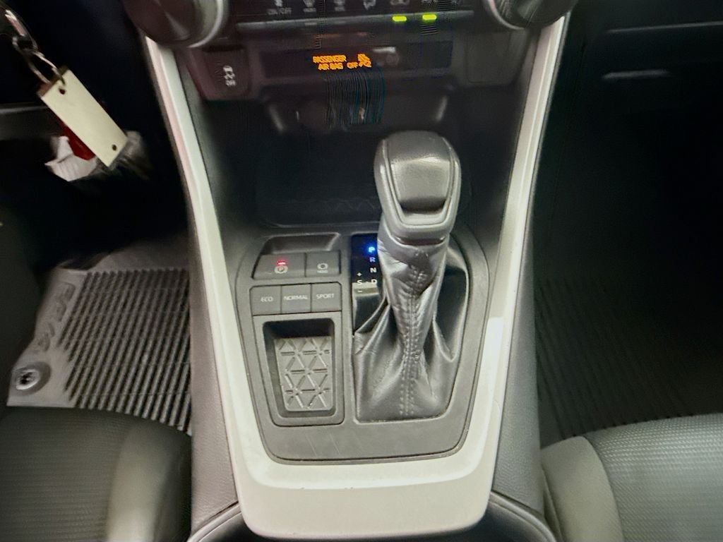 Used 2021 Magnetic Gray Metallic Toyota LE image 17
