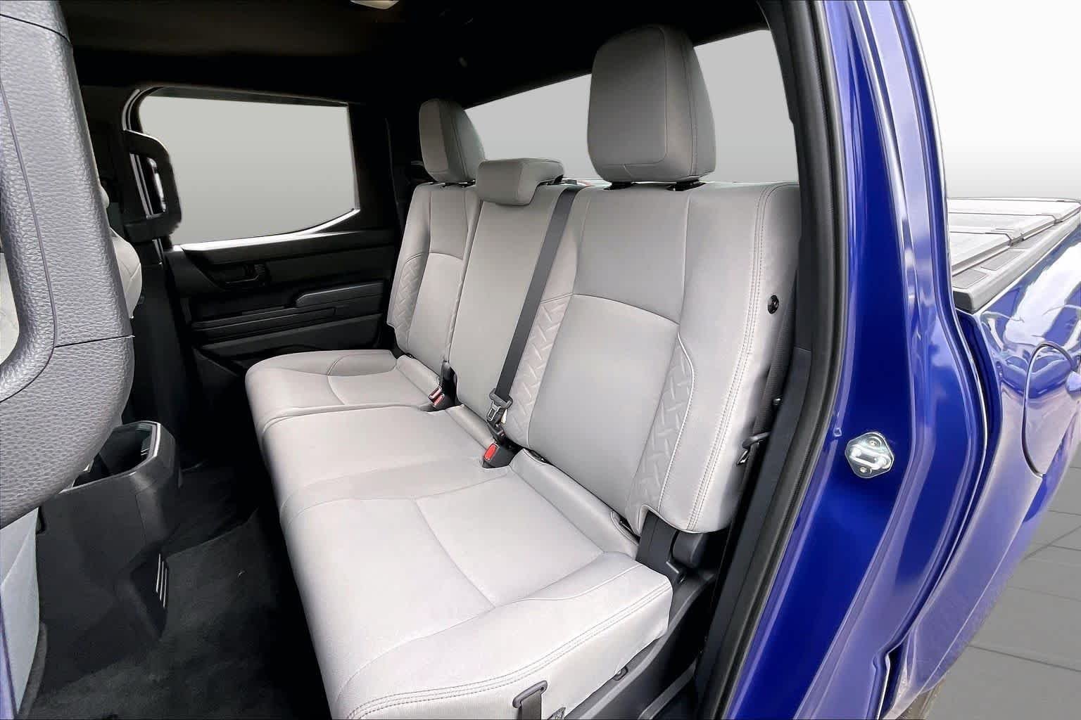 Used 2025 Blue Crush Metallic Toyota SR5 image 19