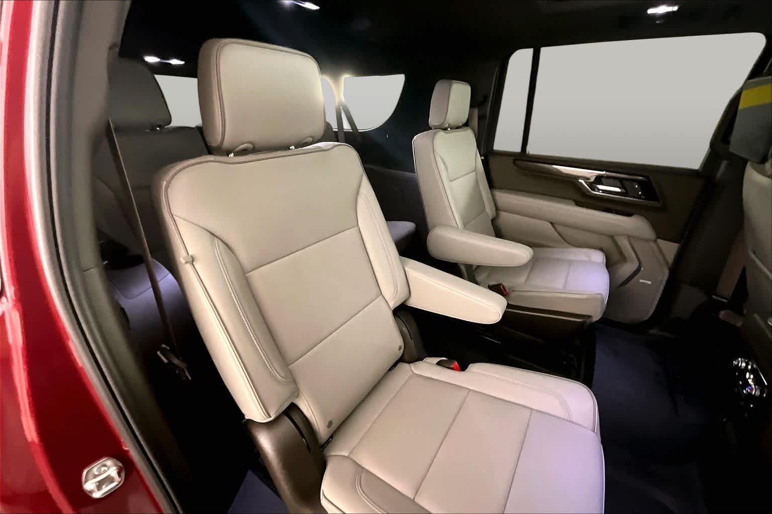 Used 2026 Volcanic Red Tintcoat GMC Elevation image 40