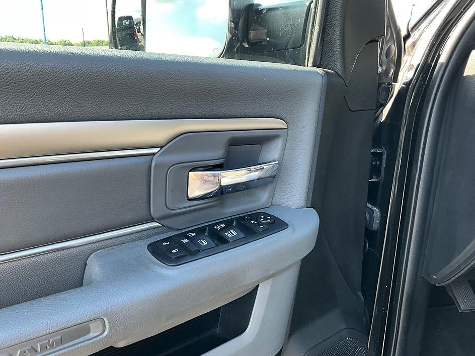 Used 2017 Black Ram SLT image 14
