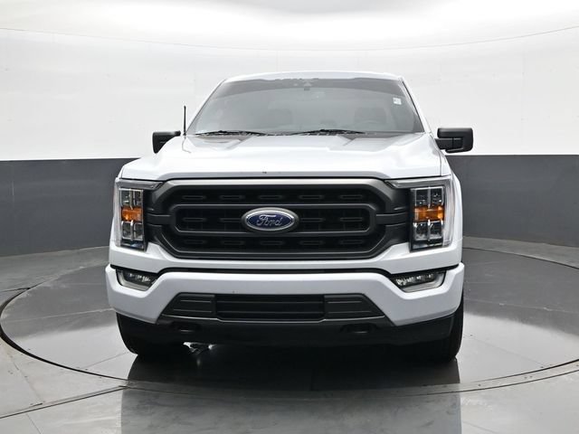 Used 2021 White Ford XLT image 2
