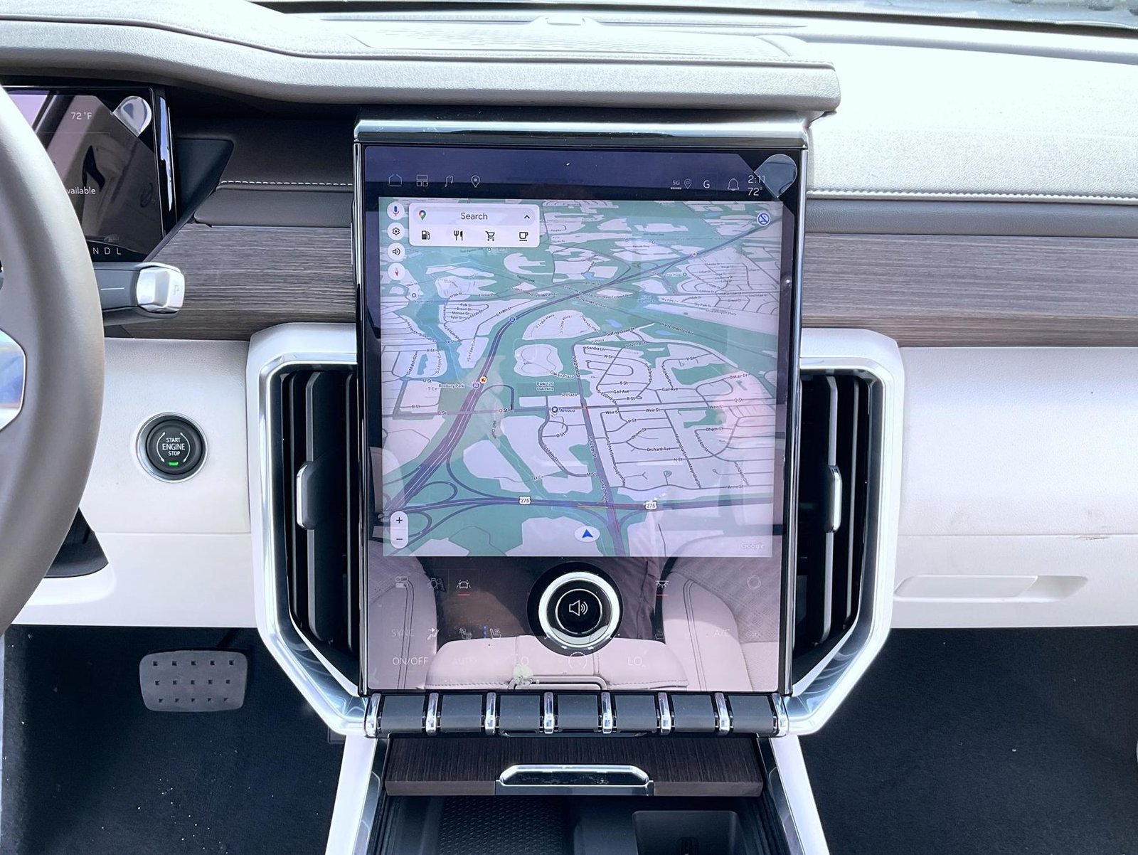 2027 GMC Acadia Denali - Photo 13