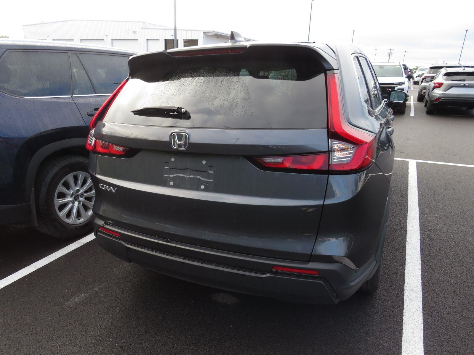 Used 2024 Meteorite Gray Metallic Honda EX image 10