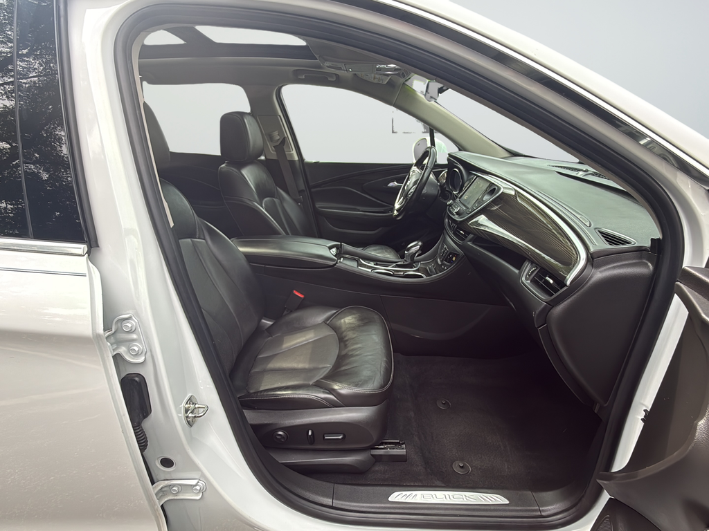 Used 2020 White Buick Essence image 26