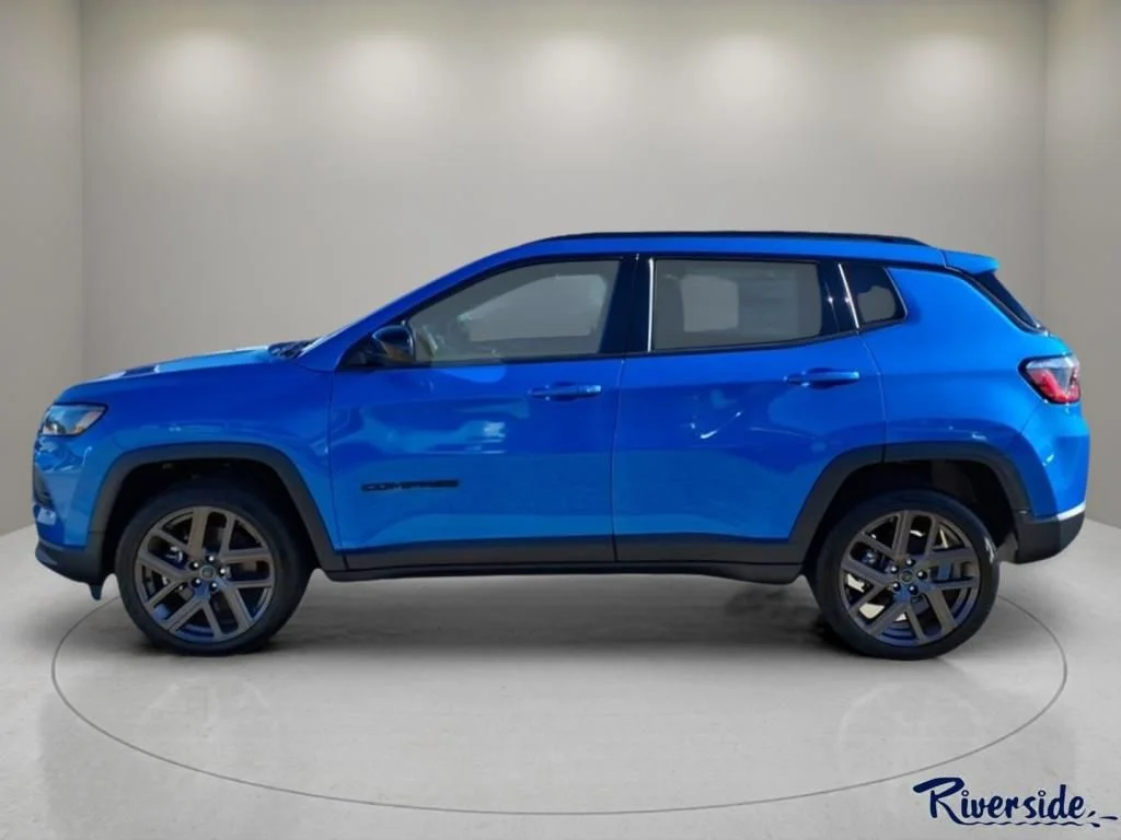New 2026 Hydro Blue Pearlcoat Jeep Latitude image 3