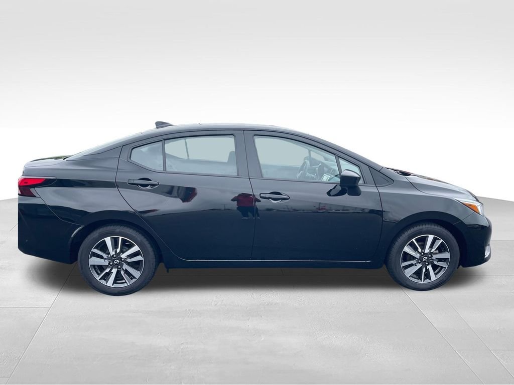 Used 2024 Black Nissan 1.6 SV image 6