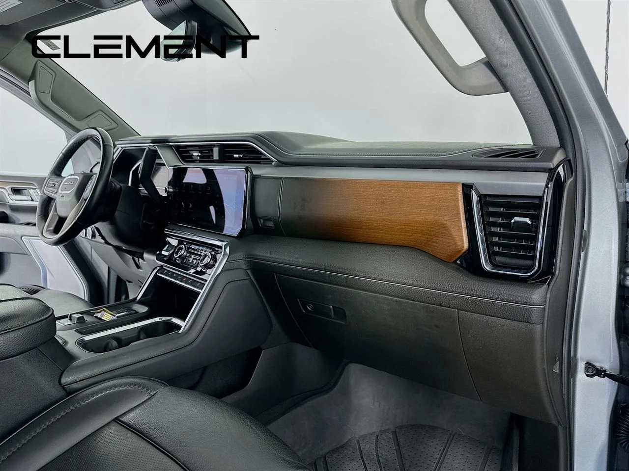 Used 2024 Sterling GMC Denali image 36