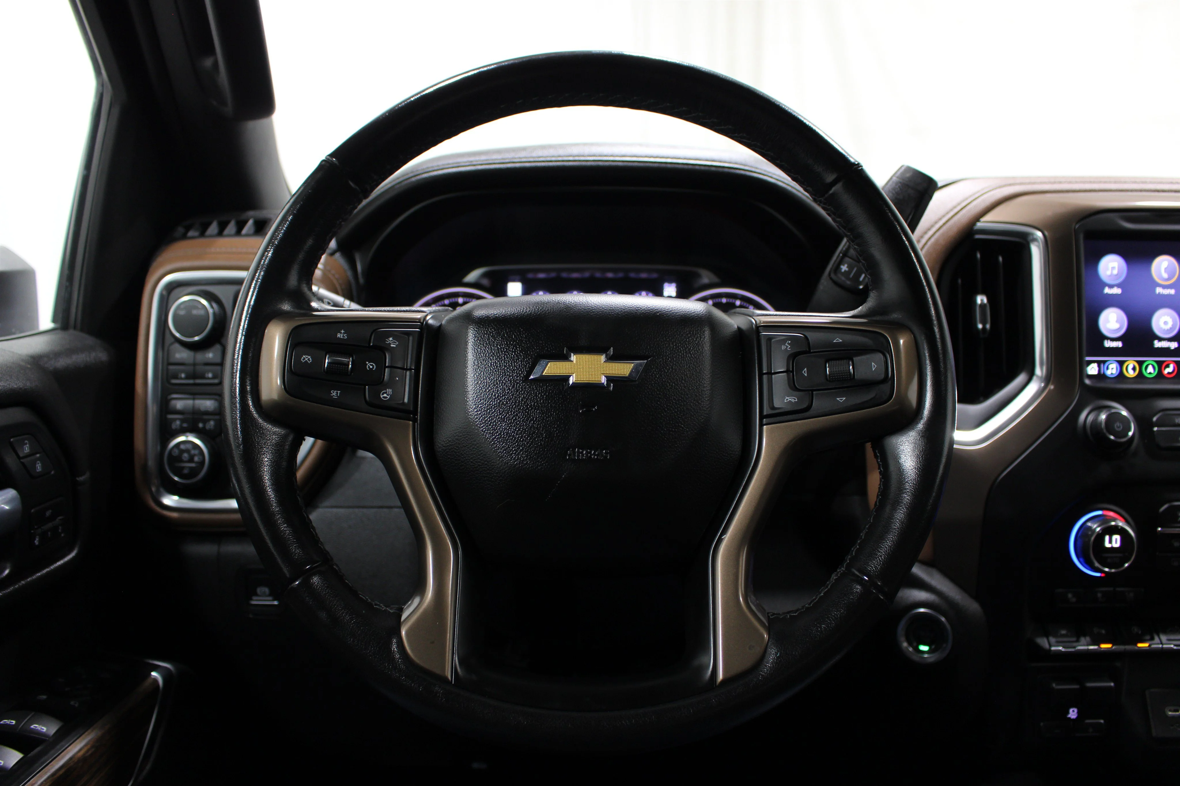 2020 Chevrolet Silverado 1500 High Country - Photo 11