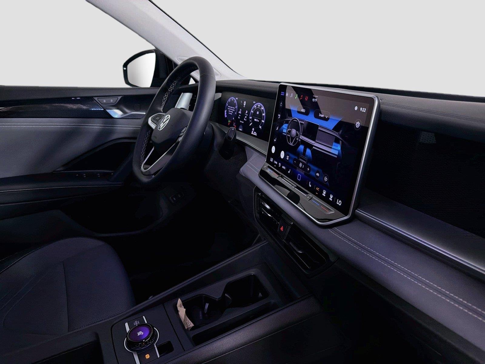 New 2026 Deep Black Pearl Volkswagen SE image 27