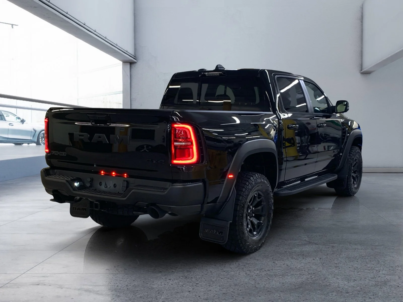 New 2026 Diamond Black Crystal Pearl Ram RHO image 5