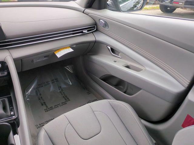 New 2026 Black Hyundai SEL Sport Premium image 15