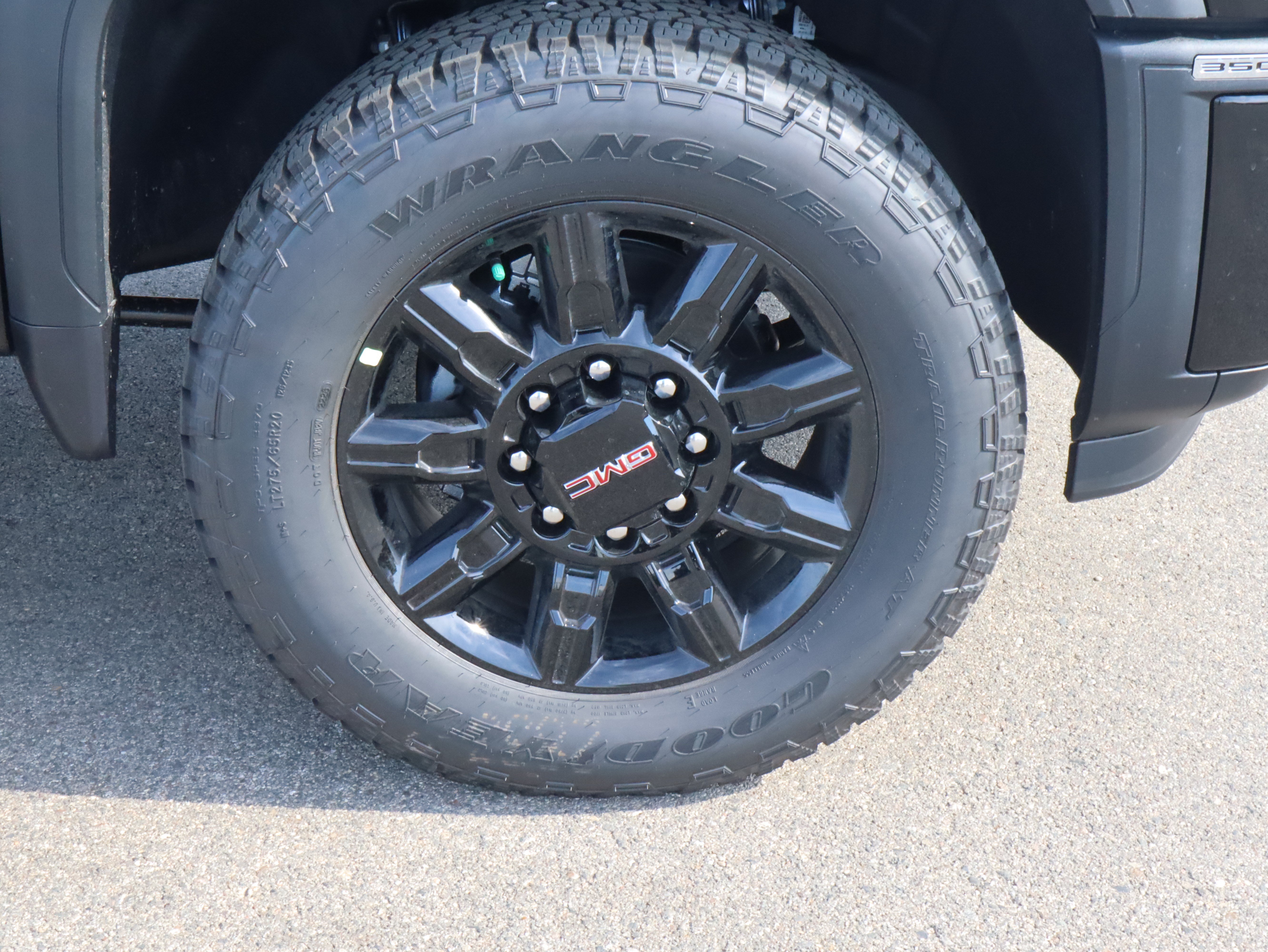 New 2026 Onyx Black GMC AT4 image 16