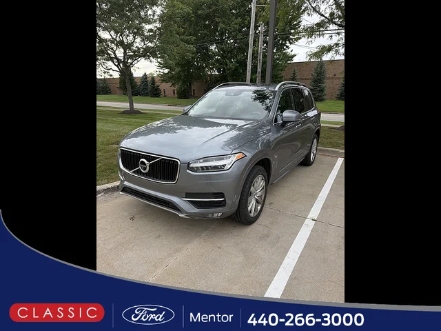 2018 Volvo XC90 T5 Momentum 7-Passenger