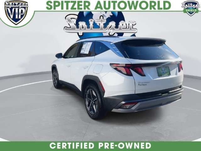 Used 2025 White Hyundai SEL image 12