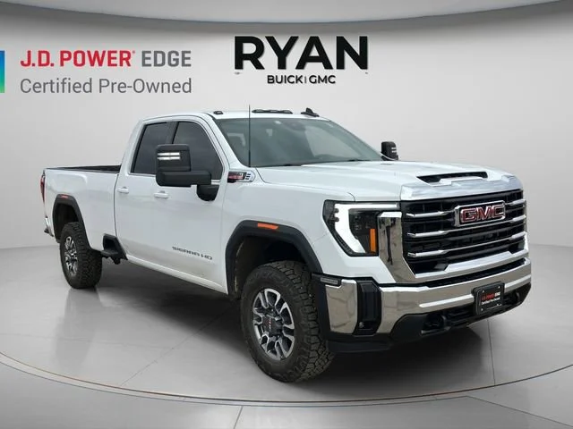 2025 GMC Sierra 4WD Double Cab Standard Box SLE's photo