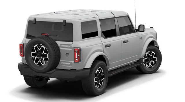 New 2026 Avalanche Gray Ford Outer Banks image 3