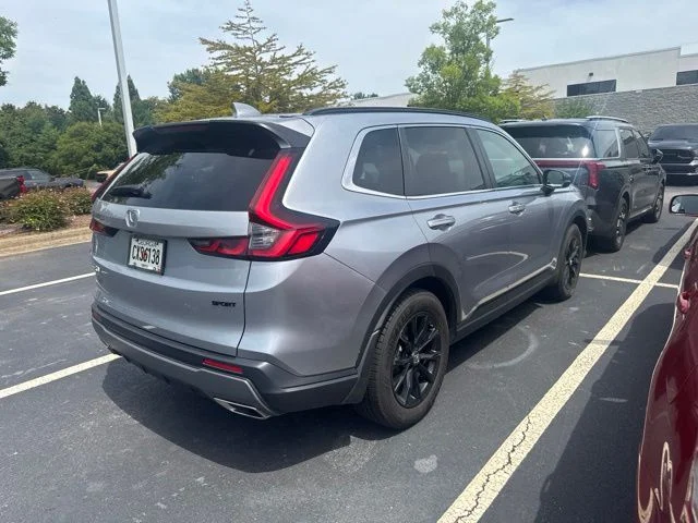 Used 2024  Honda Sport image 5