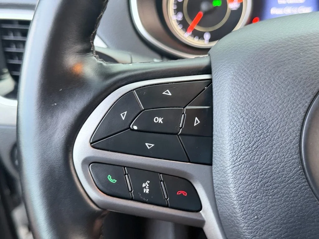 Used 2020 White Jeep Limited image 24