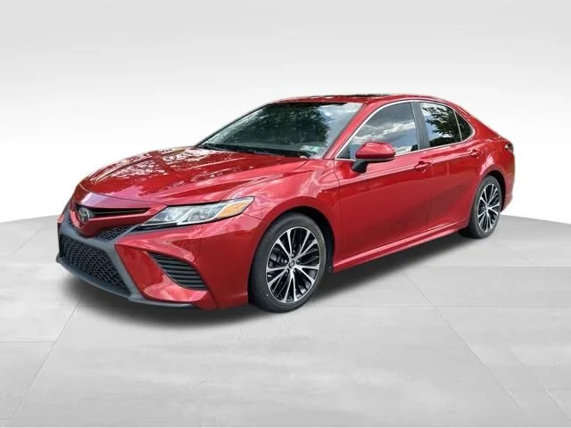Used 2019 Red Toyota SE image 1