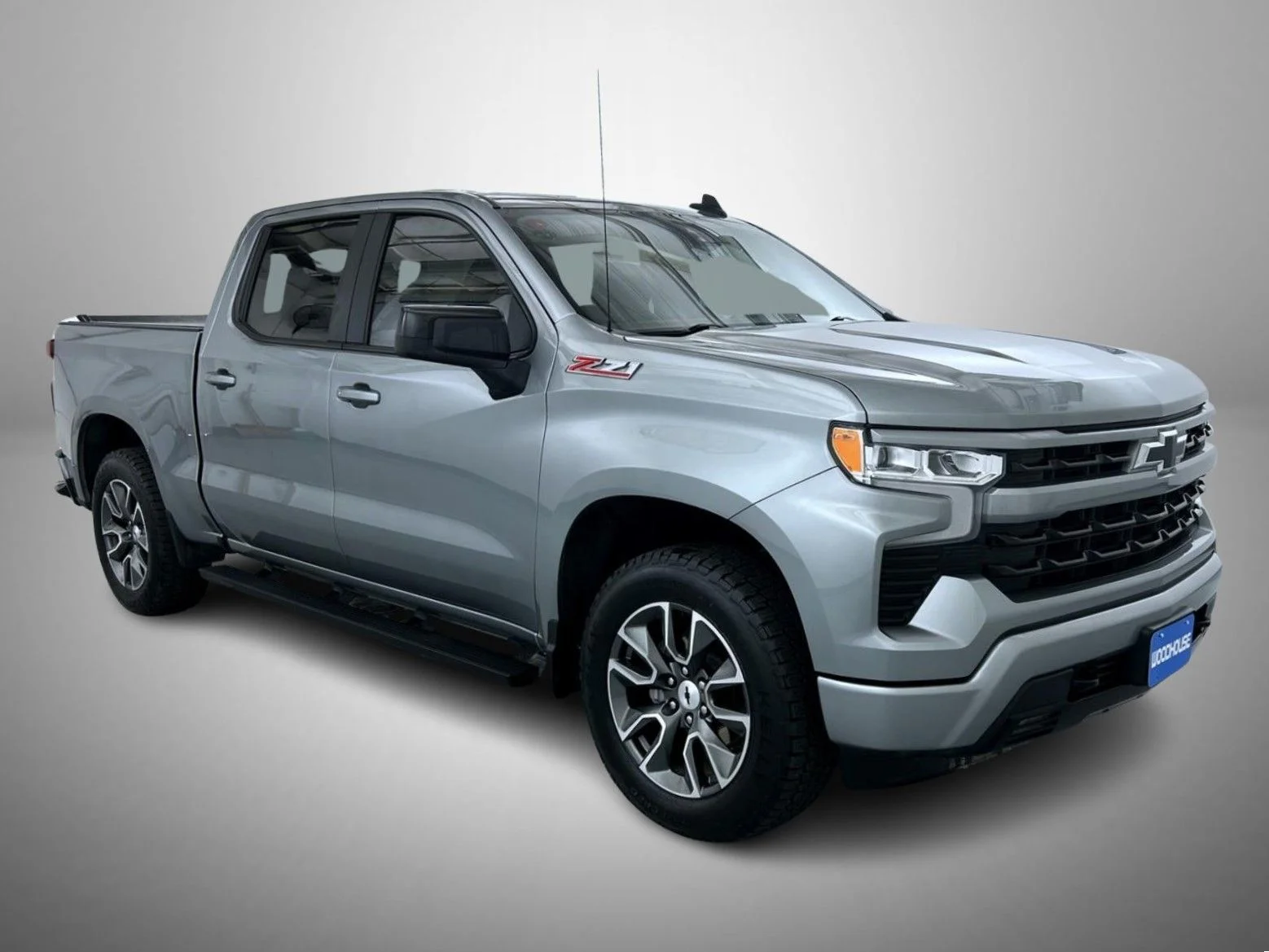 Used 2023 Gray Chevrolet RST image 3
