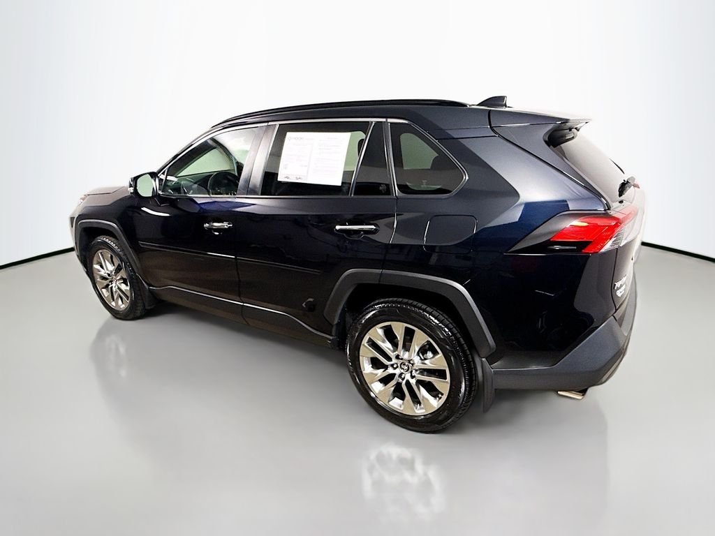 Used 2019 Midnight Black Metallic Toyota Limited image 5