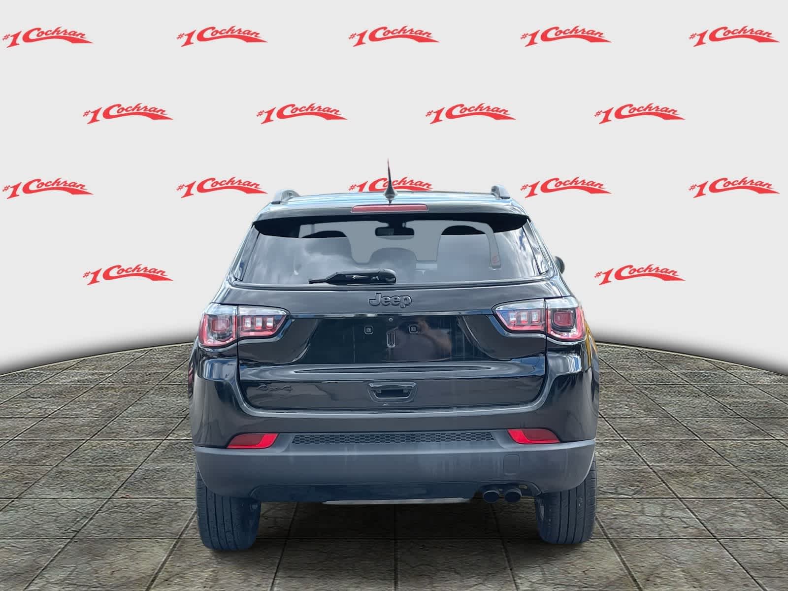 2019 Jeep Compass Latitude photo 2