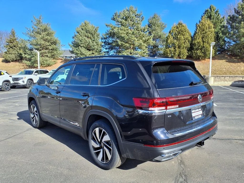 New 2026 Deep Black Pearl Volkswagen 2.0T SE w/Technology image 4