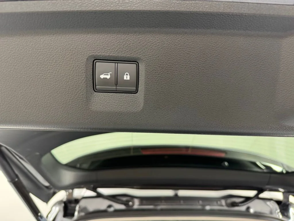 Certified Used 2026 Gray INFINITI LUXE image 29