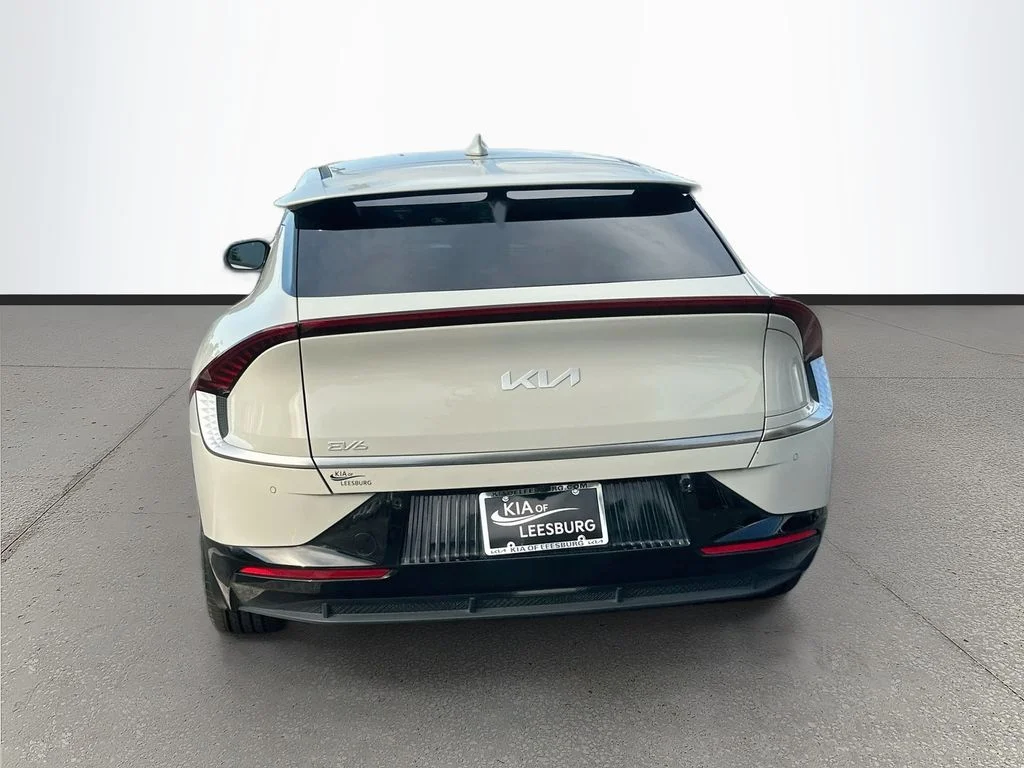 Certified Used 2023  Kia Wind image 6