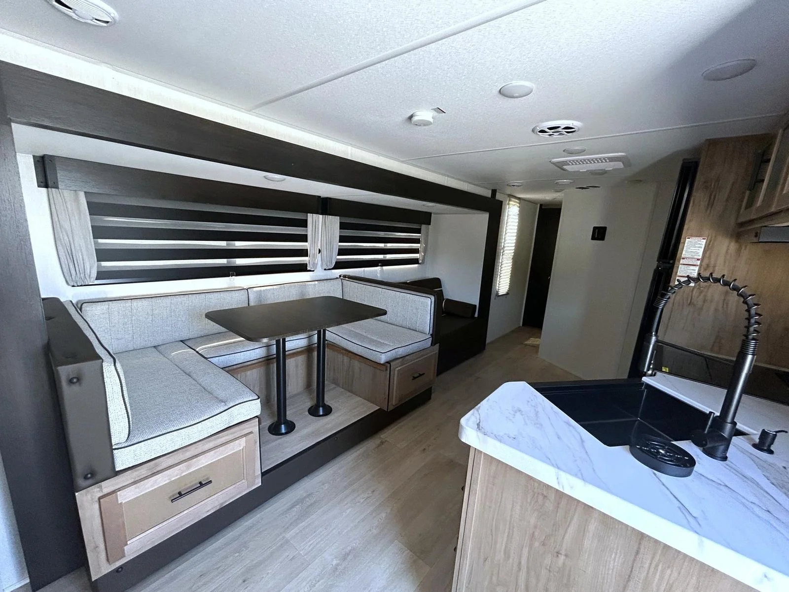 Used 2025 White Forest River Patriot Edition image 11