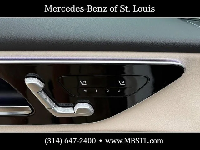 New 2027 Polar White Mercedes-Benz GLC 300 image 14
