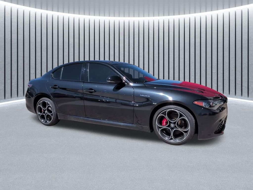 Used 2024 Black Alfa Romeo Veloce image 3